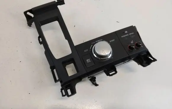 Lexus CT 200H Central console control unit 453499