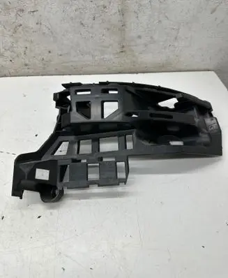 Porsche Macan (95B) Rear bumper mounting bracket 95B807572A 95B807484A