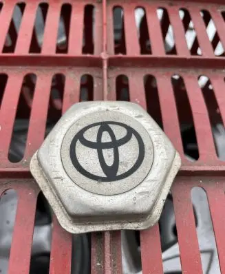 Toyota Carina T190 Original wheel cap 0030060 90029