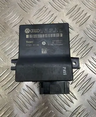 Audi A4 S4 B8 8K Gateway control module 4L0907468B