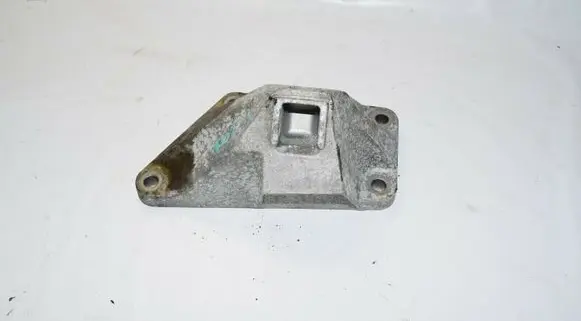 BMW 7 F01 F02 F03 F04 Engine mounting bracket 6775903