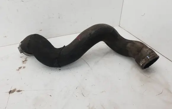 Volvo XC70 Intercooler hose/pipe 30792545