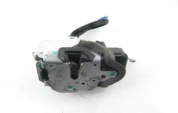 Chevrolet Cruze Front door lock 13503802GP