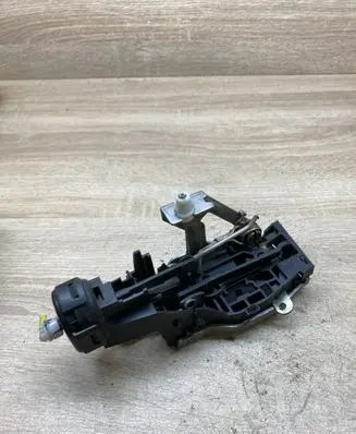 Mercedes-Benz A W168 Front door lock A16872019