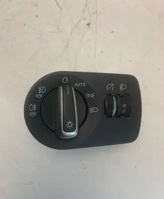Audi Q3 8U Light switch 8U1941531G