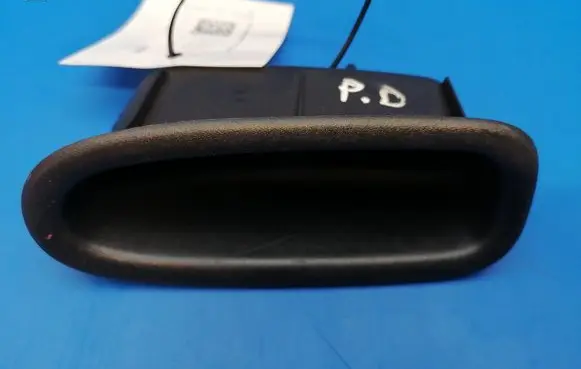 Nissan Note (E11) Other front door trim element 809509U00B