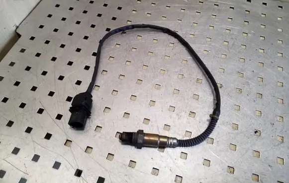 Audi A3 S3 8P Lambda probe sensor 03G906262 0281004042 1928404687