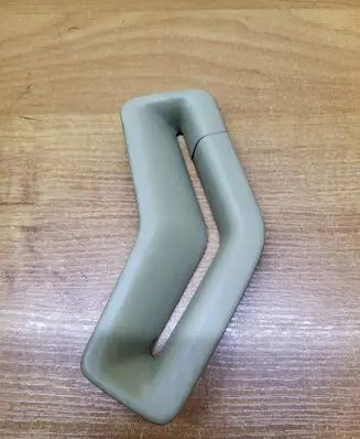 Volvo S80 Seat belt trim 