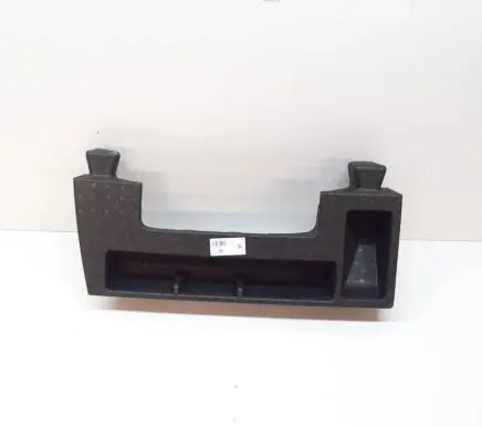 Volkswagen Golf VII Other trunk/boot trim element 5G6864472