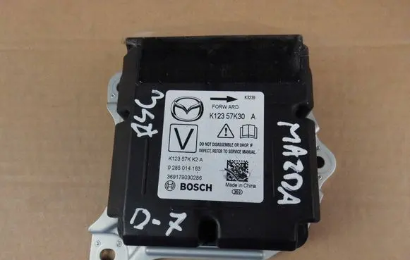 Mazda CX-5 II Airbag control unit/module K12357K30A