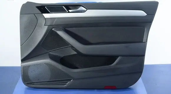 Volkswagen PASSAT B7 USA Door card panel trim set 