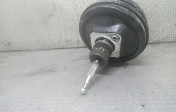 Audi A6 S6 C6 4F Brake booster 4F0612105F