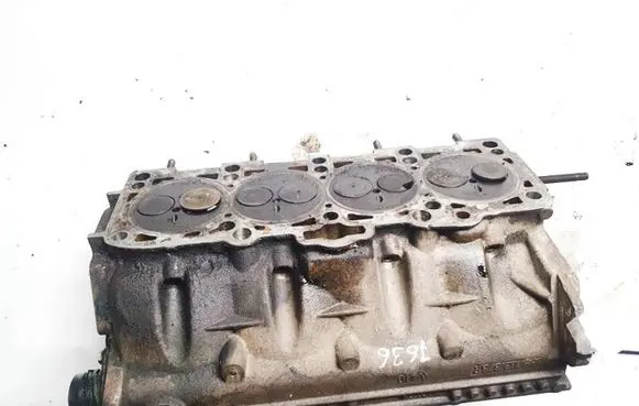 Volkswagen Golf IV Engine head 038103373r