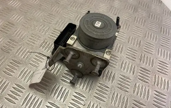 Mercedes-Benz GLC X253 C253 ABS Pump A2534310200 A2539011400