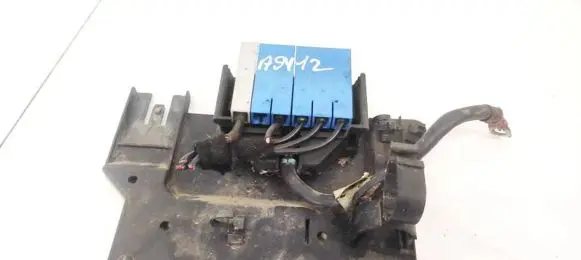 Opel Vectra B Fuse box set 90569751 HKT0849420