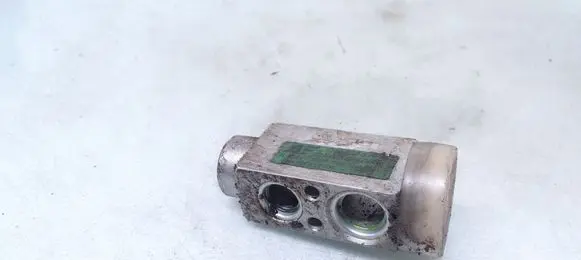 Ford Galaxy Air conditioning (A/C) expansion valve 7M0820679