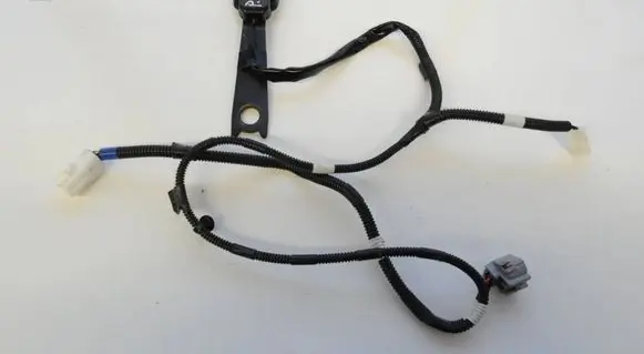 Volkswagen Jetta VI Front seatbelt buckle E034501