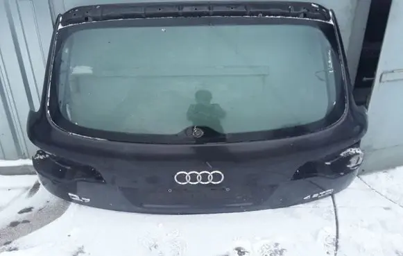 Audi Q7 4L Tailgate/trunk/boot lid