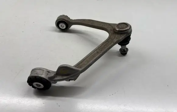 Volvo V60 Front upper control arm/wishbone K212702