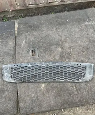 BMW X3 E83 Front bumper lower grill 3417722