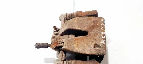 Toyota Avensis T250 Rear brake caliper