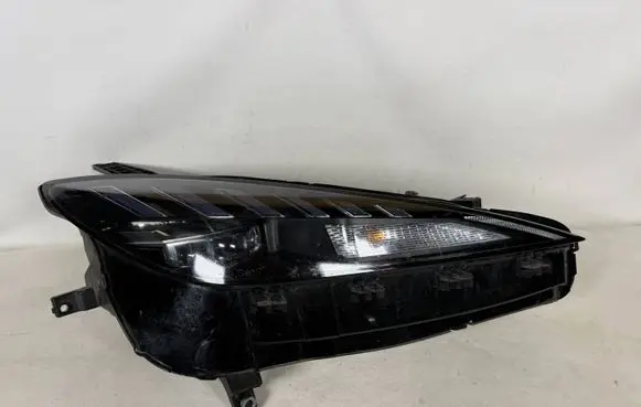 MG MG4 ev Headlight/headlamp 100-40179