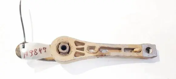 Volkswagen PASSAT B6 Engine mount bracket 3c0199855a