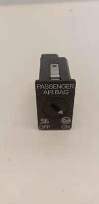 Fog light switch