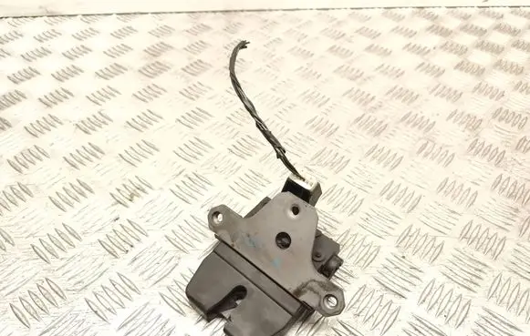 Ford Focus Tailgate/trunk/boot lock/catch/latch 8M51R442A66DA