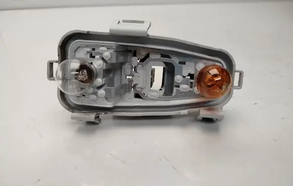 Citroen C4 I Picasso Tail light bulb cover holder 43R31