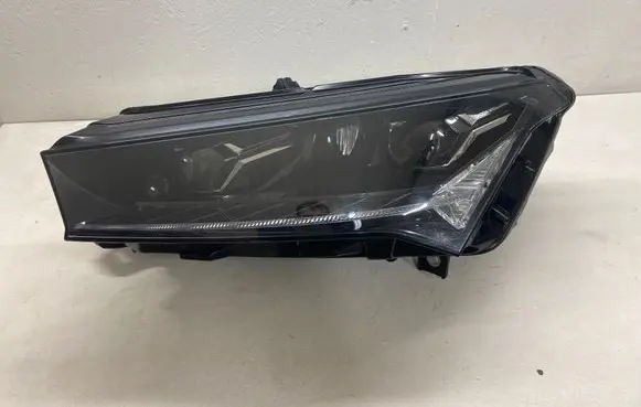 Skoda Enyaq iV Headlight/headlamp 5LB941015A 1EX01477321