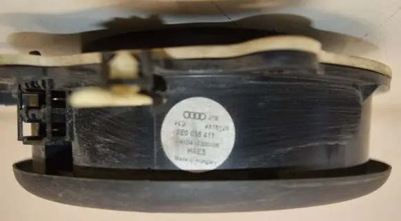 Audi A4 S4 B6 8E 8H Front door speaker 8E0035411