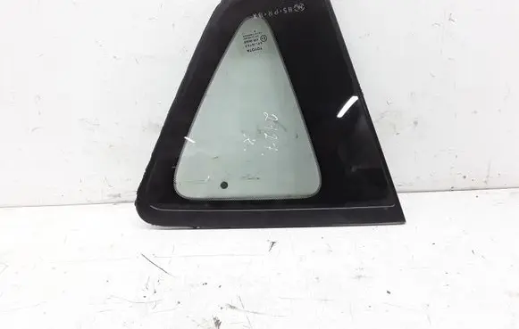 Toyota Corolla Verso AR10 Rear side window