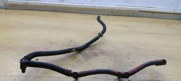 Fuel return line/hose