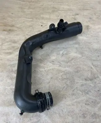 Volkswagen PASSAT B6 Intercooler hose/pipe 1K0129654AG T446156605