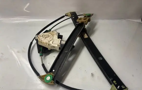Audi A4 S4 B8 8K Front door window regulator with motor 8K0837461 1021979814