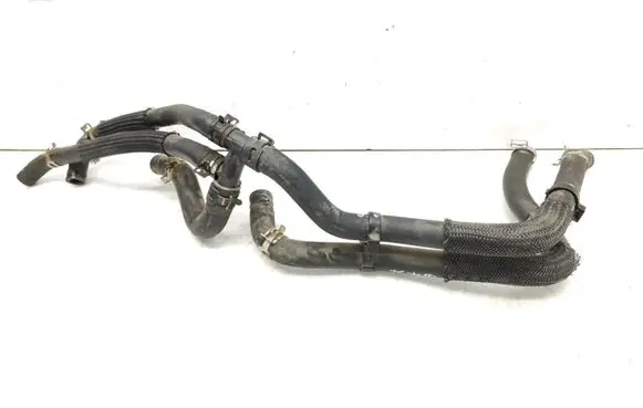 Toyota RAV 4 (XA30) Engine coolant pipe/hose