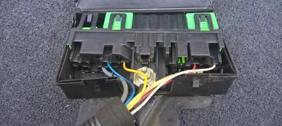 Peugeot 206 Fuse box set 9632229480