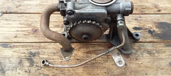 Audi A6 Allroad C5 Oil pump 059115105G 670815781