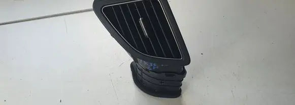 Hyundai ix35 Dashboard side air vent grill/cover trim