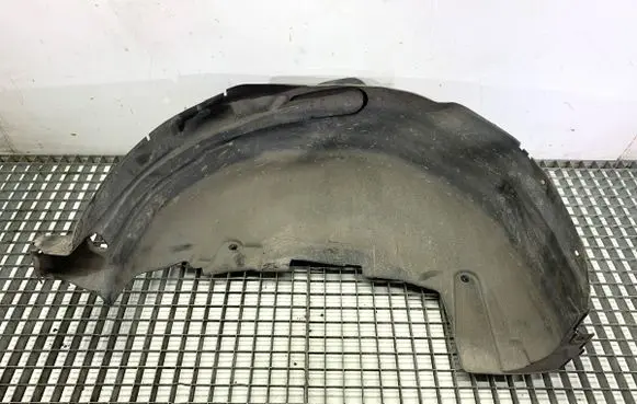 Rear arch fender liner splash guards