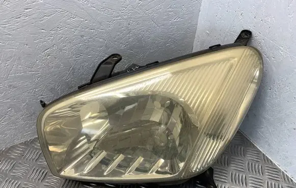 Toyota RAV 4 (XA20) Headlight/headlamp