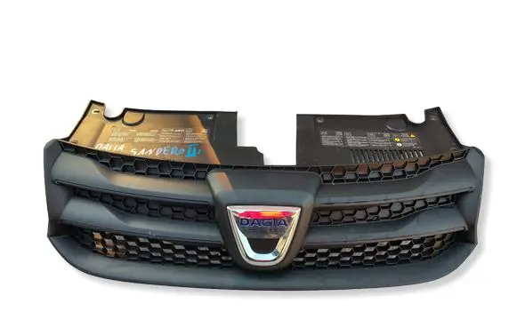 Dacia Sandero II Front bumper upper radiator grill 623107634E