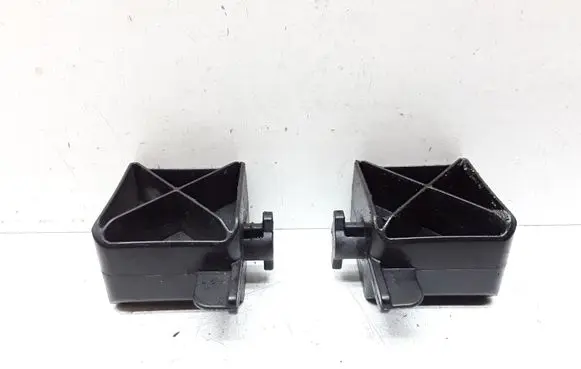 Volvo XC60 Radiator support slam panel bracket 