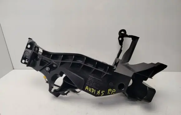 Audi A5 8T 8F Headlight/headlamp mounting bracket 8T0805608R