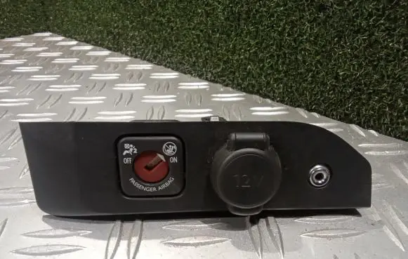 Toyota Proace Passenger airbag on/off switch 98280920ZD 98280920 00511744