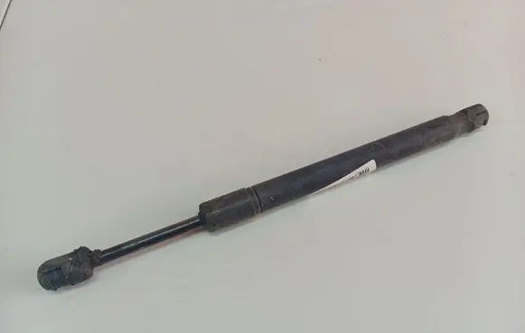 Audi A6 S6 C6 4F Tailgate/trunk strut/damper 4F5827552