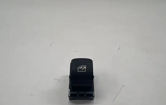 BMW X3 G01 Tailgate glass/window release handle 9327031