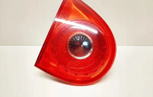 Volkswagen Golf V Tailgate rear/tail lights 1K6945093E