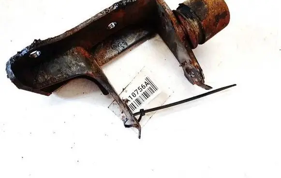 Toyota Corolla E120 E130 Engine mounting bracket